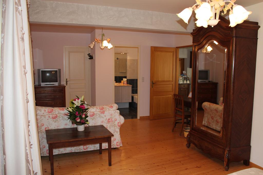 Le Lavoir Bed & Breakfast Peintre Bagian luar foto